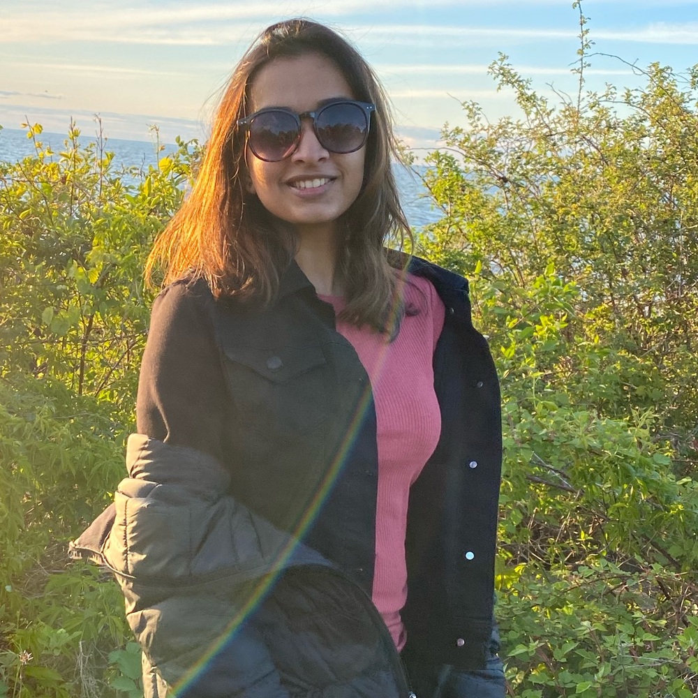 Meet your Posher, Advita